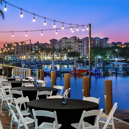 Hyatt House Naples 5th Avenue Hotell Exteriör bild
