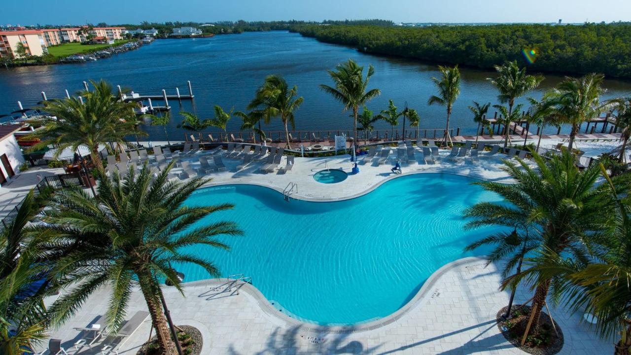 Hyatt House Naples 5th Avenue Hotell Exteriör bild