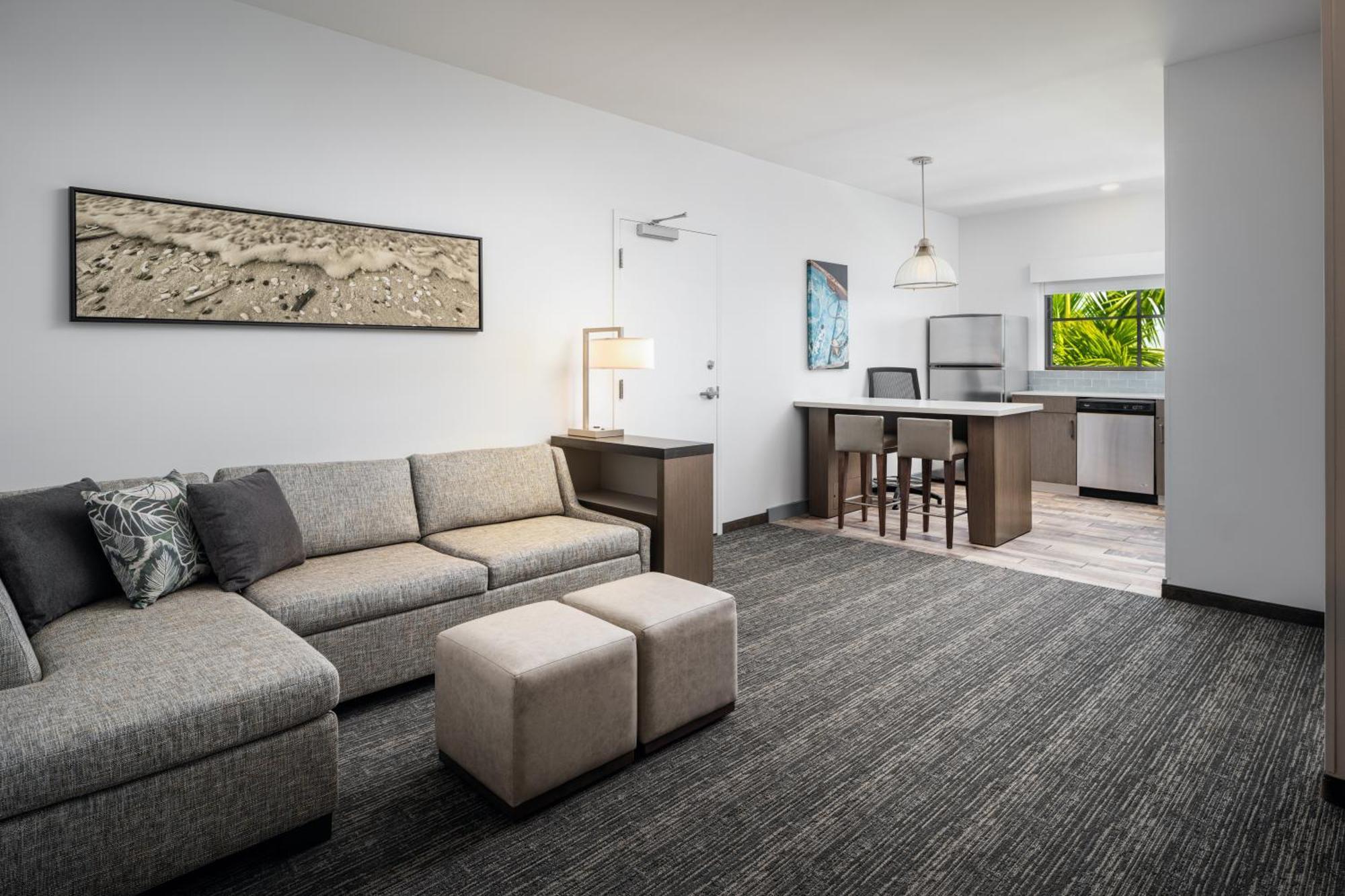 Hyatt House Naples 5th Avenue Hotell Exteriör bild