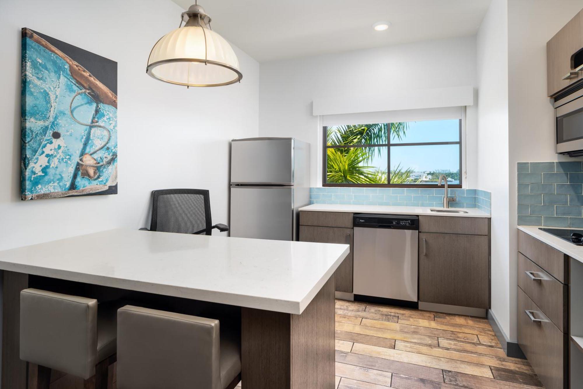 Hyatt House Naples 5th Avenue Hotell Exteriör bild